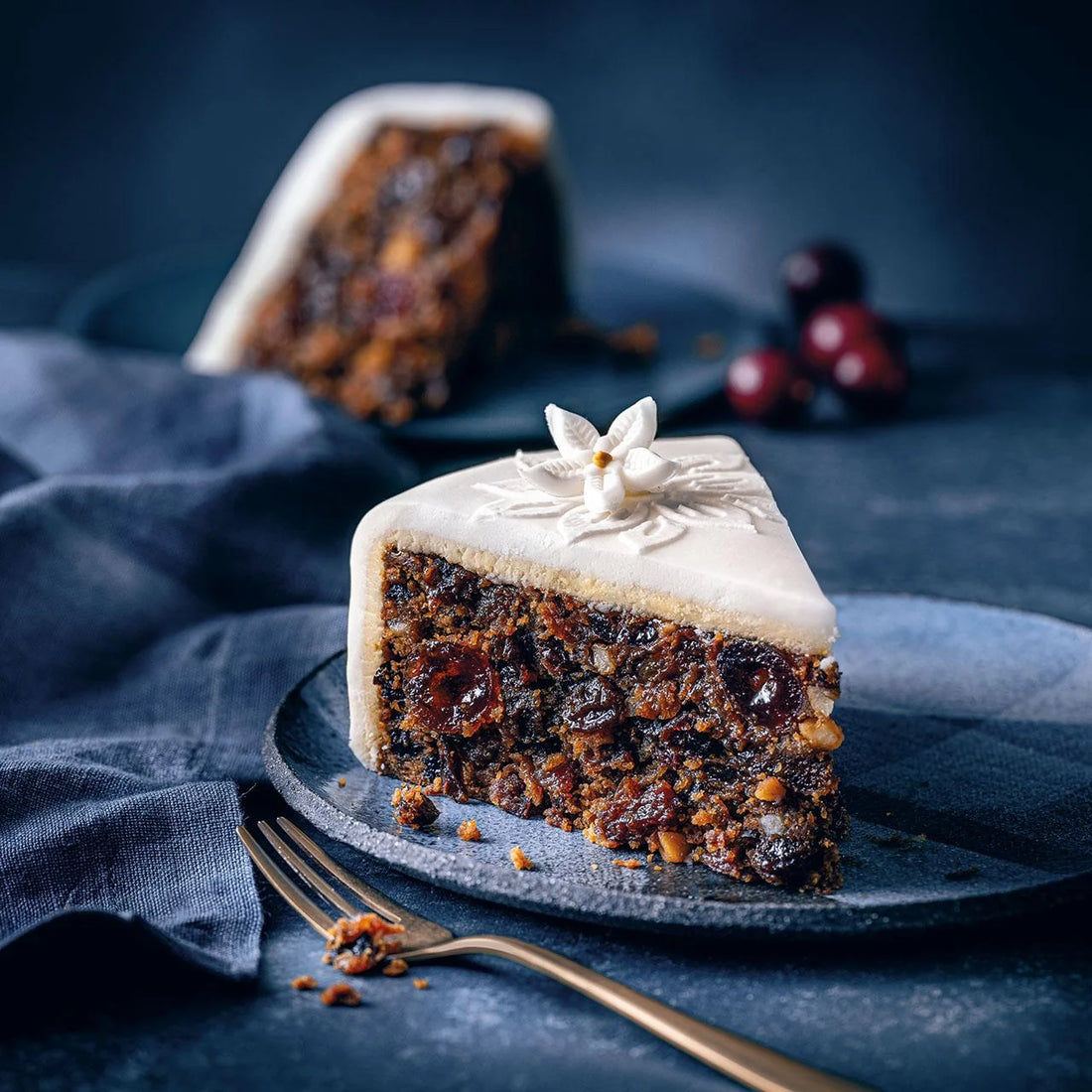 M&S Collection Rich Fruit Cake 6 Month Matured 950g