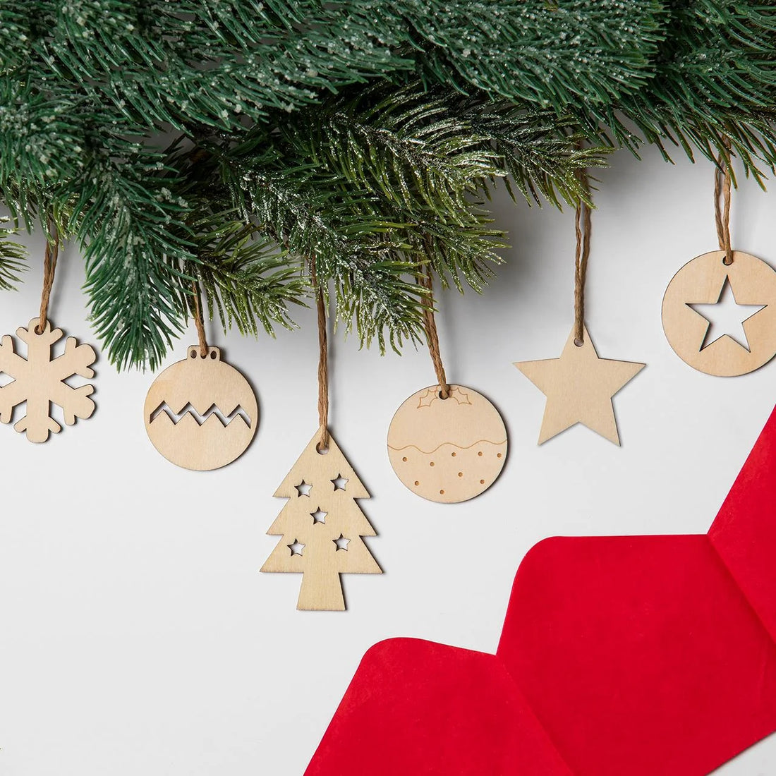 M&S Modern Brights Christmas Crackers 6pk