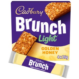 Cadbury Brunch Light Honey & Oat Multipack Chocolate Bars 4x26g